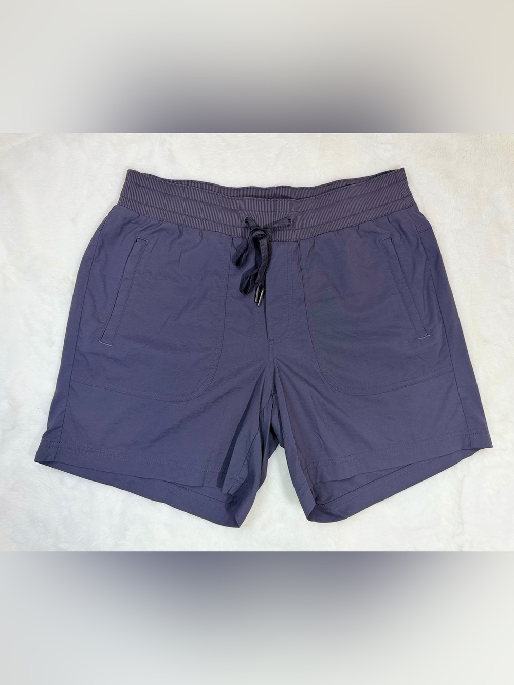 LL Bean Shorts Womens Small Vista Camp Hiking Outdoor Performance Stretch